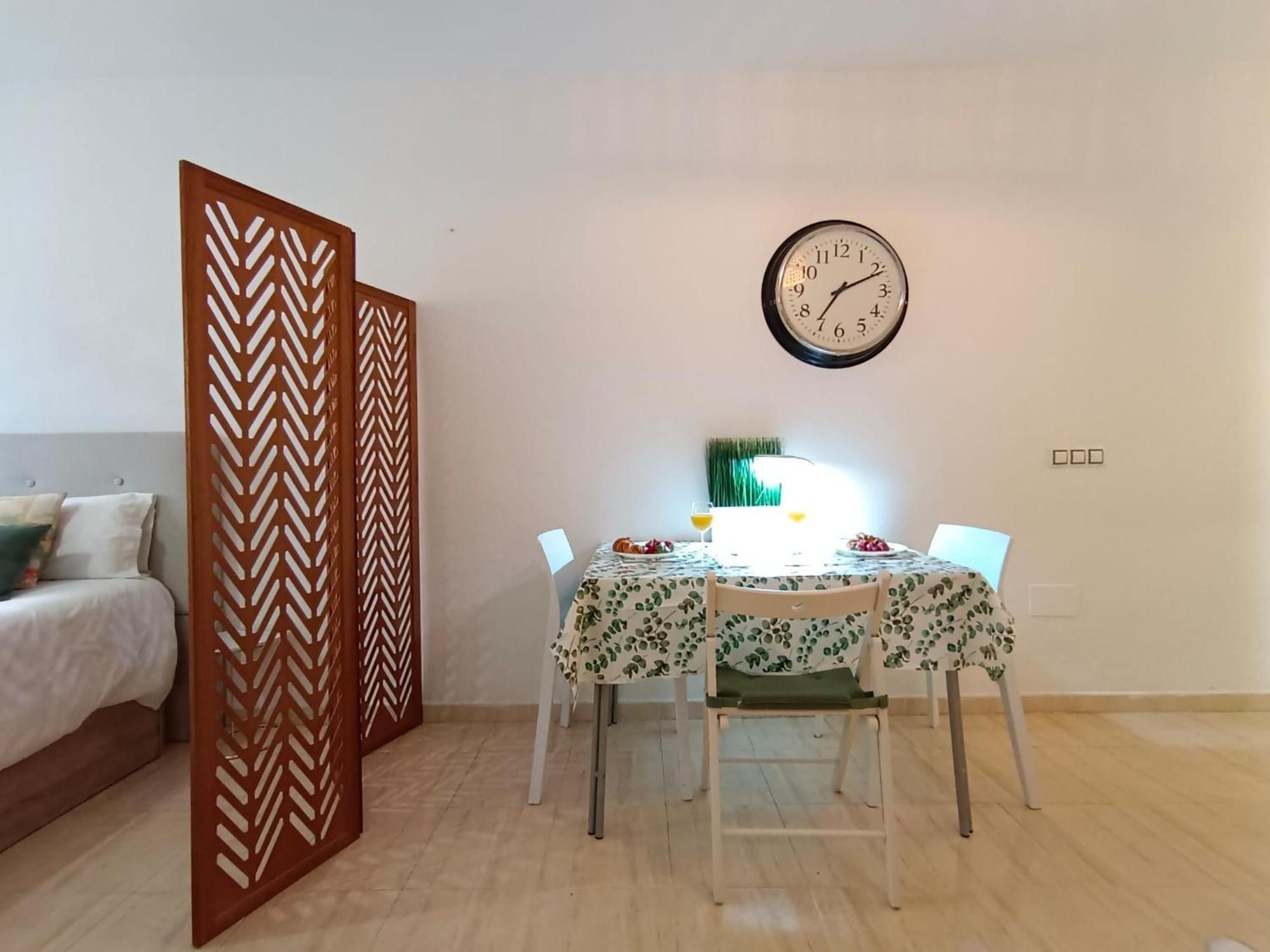 Ferienwohnung Monisimo Apartamento En Centro Historico De Malaga Con Parking Exterior foto