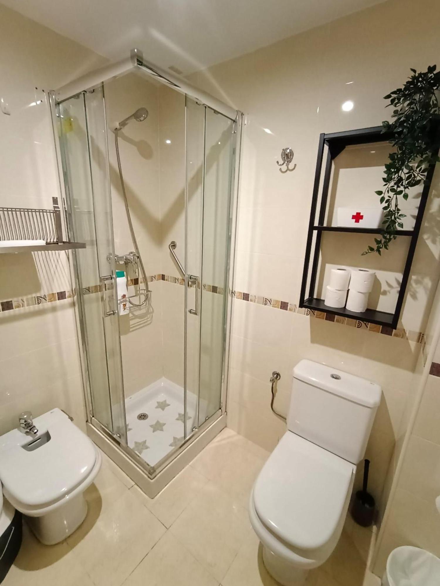 Ferienwohnung Monisimo Apartamento En Centro Historico De Malaga Con Parking Exterior foto